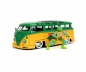 Preview: Jada 253285000 - 1:24 Turtles Leonardo 1962 VW Bus