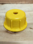 Preview: BIG 8000E0716014 - Schraubekappe gelb mit Loch für BIG Traktoren, Ersatzteil
