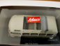 Preview: Schuco 450359200 - 1:43 Volkswagen T1b Samba, mangogrün / möwengrau