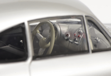 Preview: Schuco 450025300 - 1:18 Porsche 356 Gmünd, silber