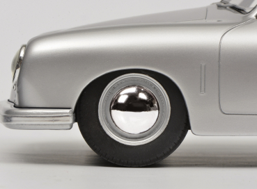 Schuco 450025300 - 1:18 Porsche 356 Gmünd, silber