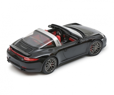 Preview: Schuco 450039900 - 1:18 Porsche 911 Carrera 4 GTS Targa schwarz