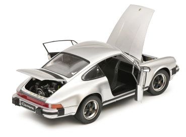 Preview: Schuco 450669900 - 1:12 Porsche 911 Coupé 3.2 silber