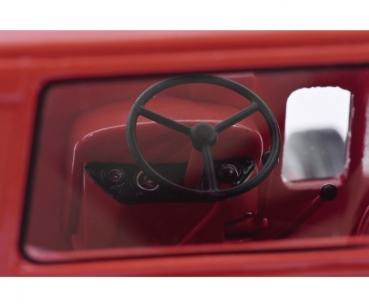 Preview: Schuco 450917100 - 1:32 BM Volvo 350 mit Kabine