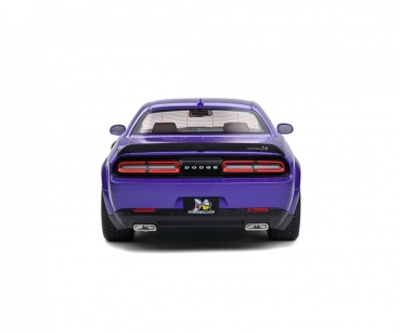 Solido 421182030 - 1:18 Dodge Challenger purple