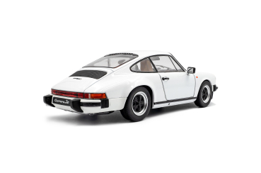 Preview: Solido 421186521 - 1:18 Porsche 911 (930) 3.0 SC weiß