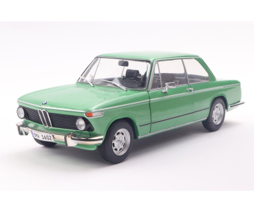 Solido 421186534 - 1:18 BMW 1602 Taiga grün 1971