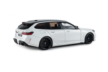 Preview: Solido 421186551 - 1:18 BMW M5 (G99) TOURING alpinweiß, Alpine White Solid, S1814802