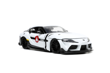 Preview: Jada 253255052 - 1:24 Robotech R. Fokker ´20 Toyota Supra mit Figur