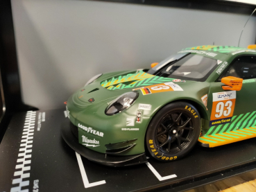 Preview: IXO LEGT18-23016 - 1:18 Porsche 911 991-2 RSR Team Proton Competition #93 ELMS 2021
