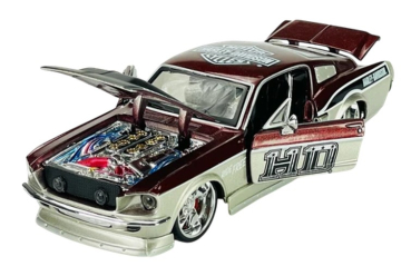 Preview: Maisto 32168 - 1:24 Ford Mustang GT silber/dunkelrot 1967 Harley-Davidson