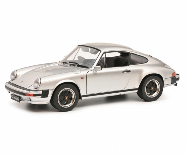 Schuco 450669900 - 1:12 Porsche 911 Coupé 3.2 silber