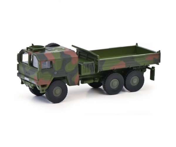 Schuco 452658700 – 1:87 MAN 7to KAT Kipper flecktarn