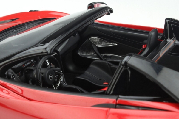 GT-Spirit GT420 - 1:18 McLaren 765 LT Spider Red 2021