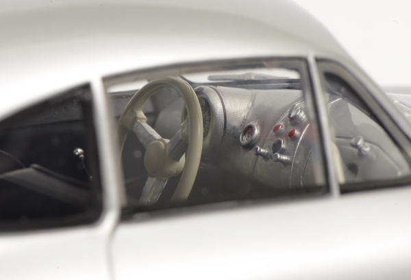 Schuco 450025300 - 1:18 Porsche 356 Gmünd, silber