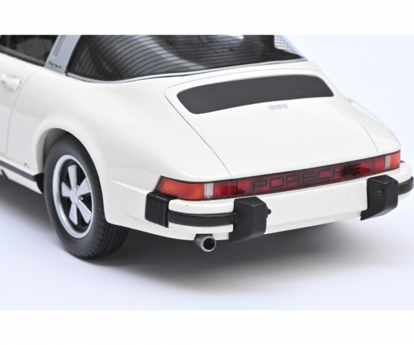 Schuco 450025700 – 1:18 Porsche 911 Targa weiß