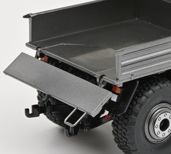 Schuco 450775300 - 1:32 MB Unimog U1600 grau