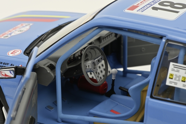 Solido 421185740 - 1:18 Peugeot 205 Rallye #18