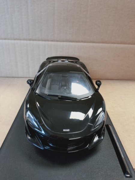 Solido 421186345 - 1:18 McLaren 600 LT 2018 schwarz