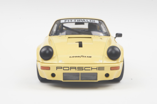 Solido 421186459 - 1:18 Porsche 911 IROC gelb #1 Fittipaldi