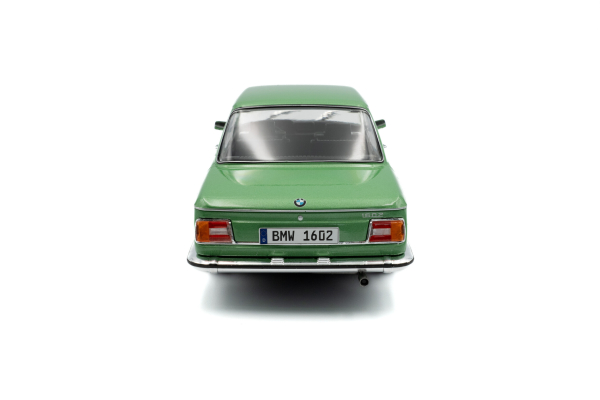 Solido 421186534 - 1:18 BMW 1602 Taiga grün 1971, S1808604