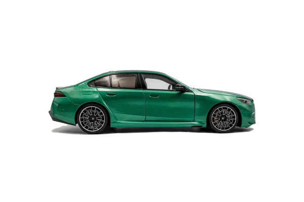 Solido 421186539 - 1:18 BMW M5 (G90) M Isle of Man Green Metallic - 2025, S1814701