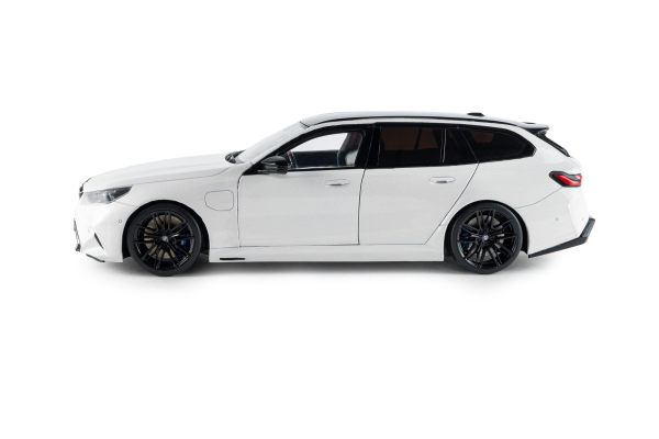 Solido 421186551 - 1:18 BMW M5 (G99) TOURING alpinweiß, Alpine White Solid, S1814802