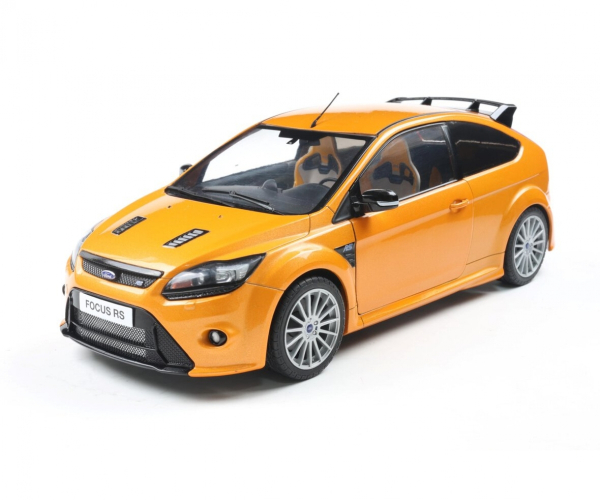 Solido 421186570 - 1:18 Ford Focus RS MKII orange 2009