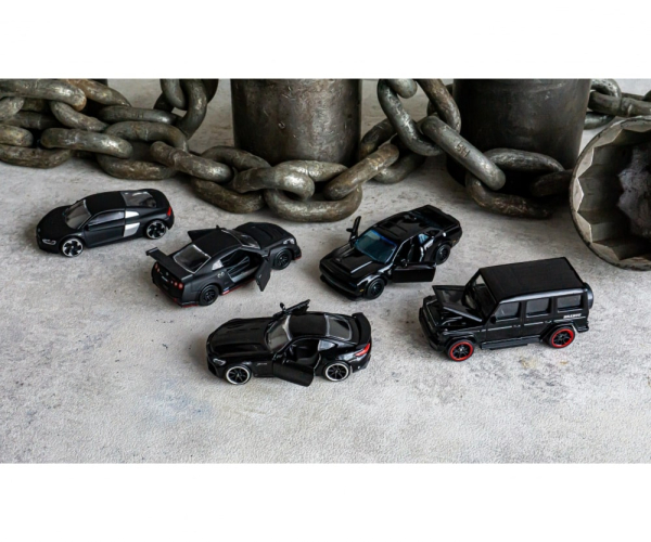 Majorette 212053174 - Black Edition 5 Pieces Geschenkbox