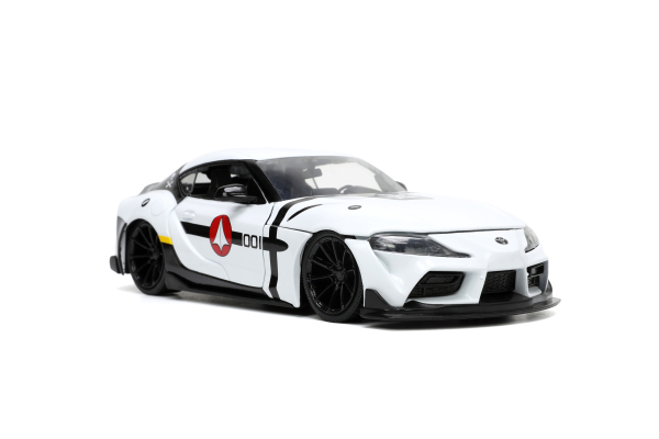 Jada 253255052 - 1:24 Robotech R. Fokker ´20 Toyota Supra mit Figur