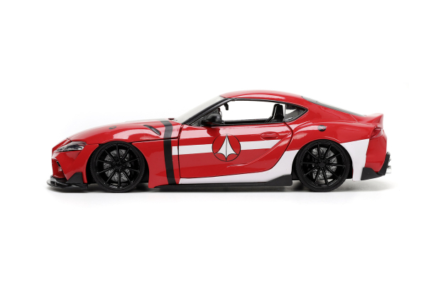 Jada 253255053 - 1:24 Robotech M. Sterling ´20 Toyota Supra rot mit Figur