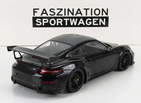 MINICHAMPS 153068321 - 1:18 Porsche 911 GT2 RS Weissach Package 2018