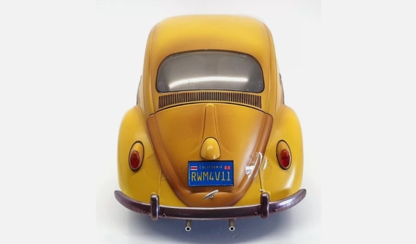 Sun Star 5219 - 1:18 VW Beetle Saloon, gelb, gealterte Version, 1961