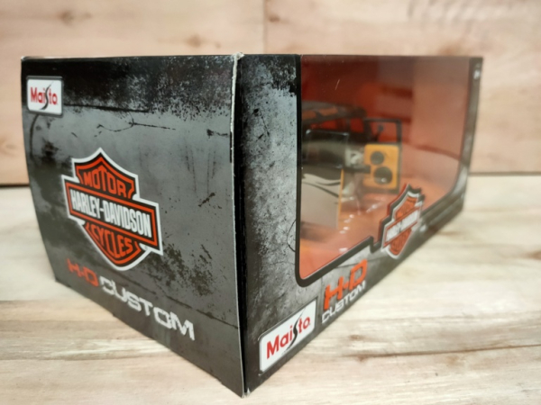 Maisto 32192 - 1:25 Volkswagen VAN "SAMBA" Harley-Davidson