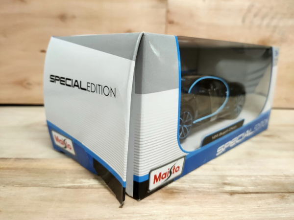 Maisto 31514BK - 1:24 Bugatti Chiron schwarz / blau